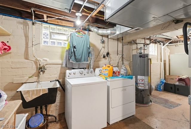 4112 W 158th Street, Cleveland, OH 44135
