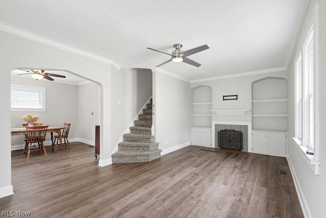 4112 W 158th Street, Cleveland, OH 44135
