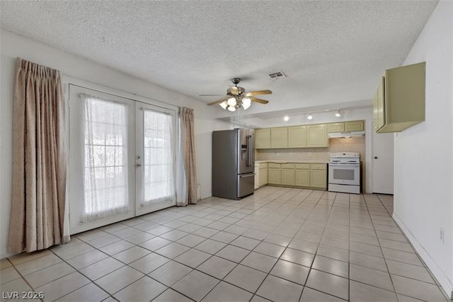 3485 Emerson Court, Las Vegas, NV 89121