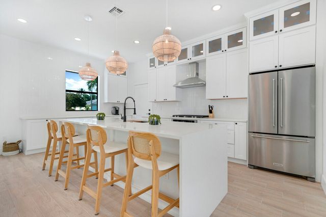 1248 N Harbor Drive, Singer Island, FL 33404