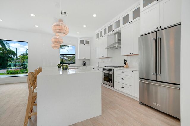 1248 N Harbor Drive, Singer Island, FL 33404