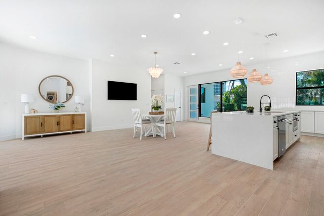 1248 N Harbor Drive, Singer Island, FL 33404