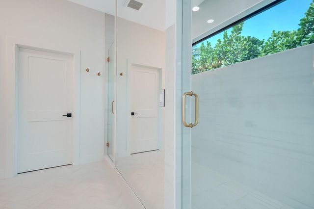 1248 N Harbor Drive, Singer Island, FL 33404