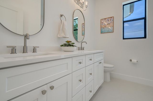 1248 N Harbor Drive, Singer Island, FL 33404