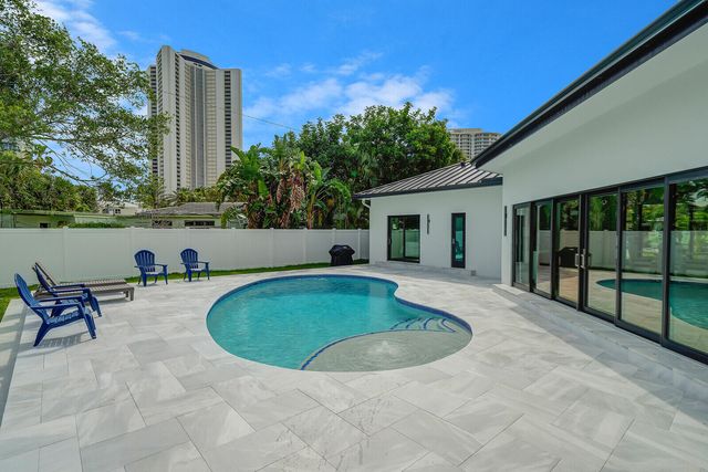 1248 N Harbor Drive, Singer Island, FL 33404