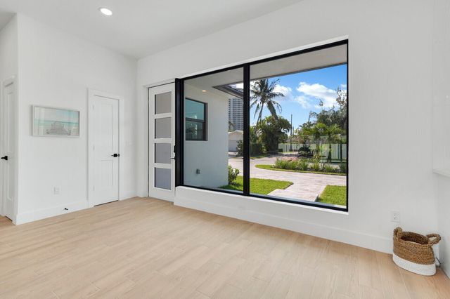 1248 N Harbor Drive, Singer Island, FL 33404