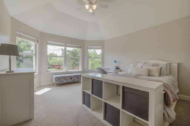 10200 Spicewood PKWY, Austin, TX 78750