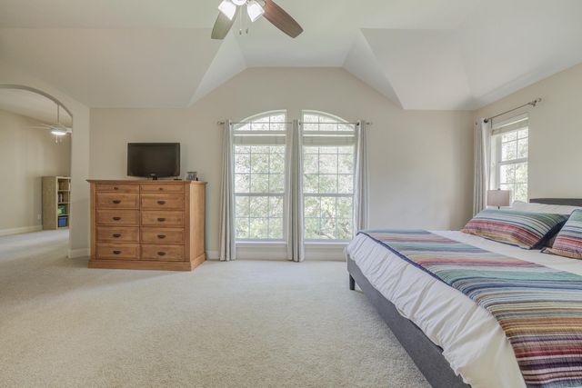 10200 Spicewood PKWY, Austin, TX 78750
