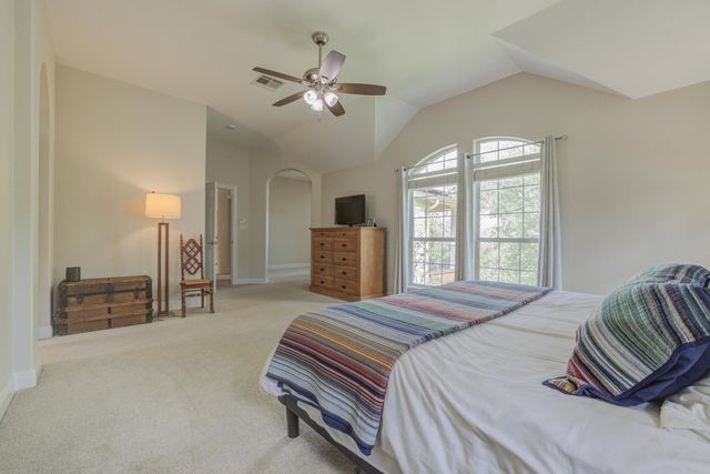 10200 Spicewood PKWY, Austin, TX 78750