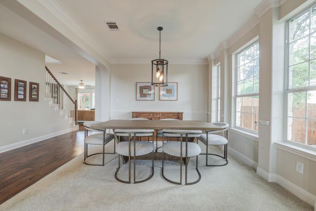 10200 Spicewood PKWY, Austin, TX 78750