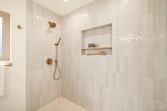 3492 Corvallis, Carlsbad, CA 92010