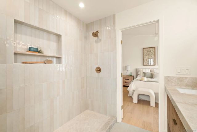 3492 Corvallis, Carlsbad, CA 92010