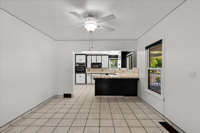 901 S Tuxedo Ave, Stockton, CA 95204