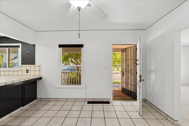 901 S Tuxedo Ave, Stockton, CA 95204