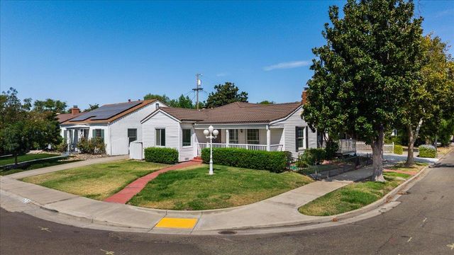 901 S Tuxedo Ave, Stockton, CA 95204