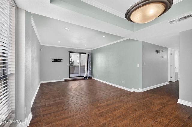 3420 W DANBURY Drive C109, Phoenix, AZ 85053