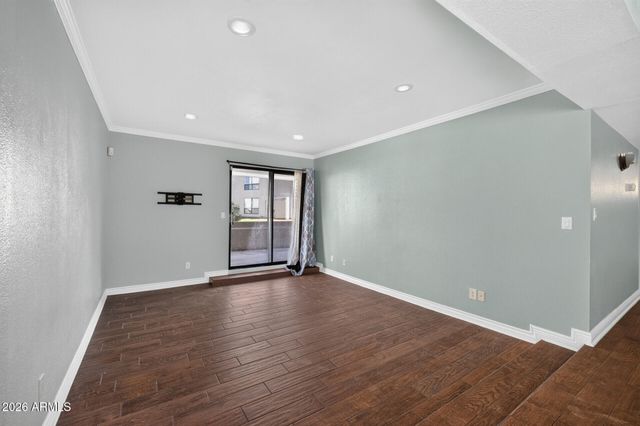 3420 W DANBURY Drive C109, Phoenix, AZ 85053