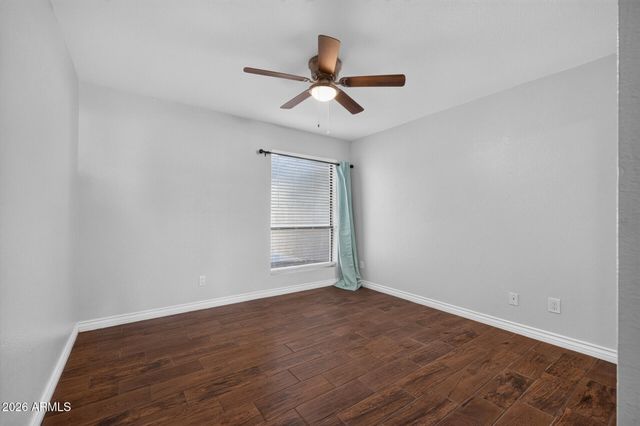 3420 W DANBURY Drive C109, Phoenix, AZ 85053