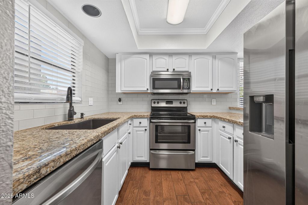 3420 W DANBURY Drive C109, Phoenix, AZ 85053 — photo 5