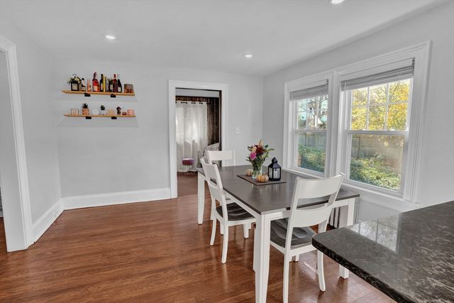 16 Elm St, Medford, MA 02155