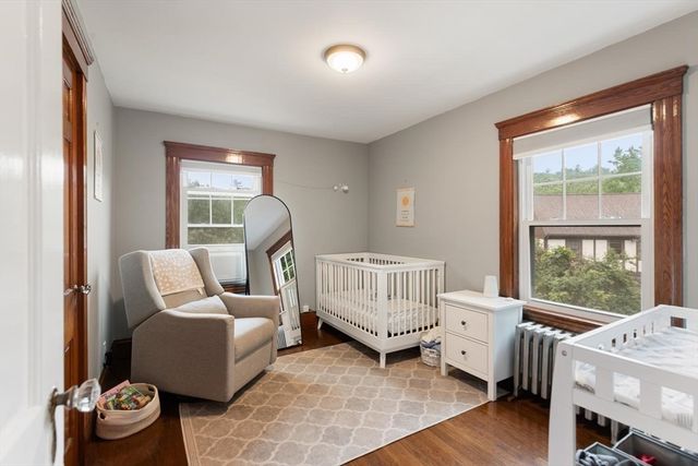 16 Elm St, Medford, MA 02155