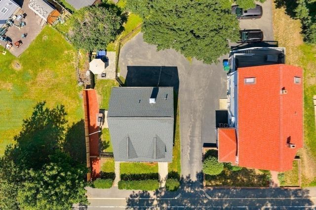 16 Elm St, Medford, MA 02155