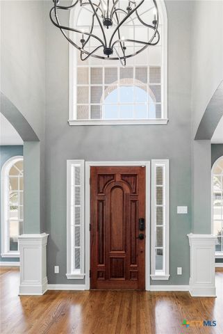 303 Roseland Avenue, Victoria, TX 77901