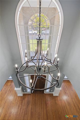 303 Roseland Avenue, Victoria, TX 77901