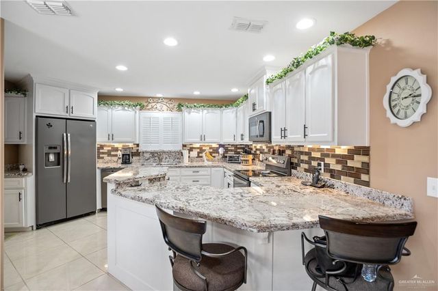 607 Lake View Drive, Mission, TX 78572