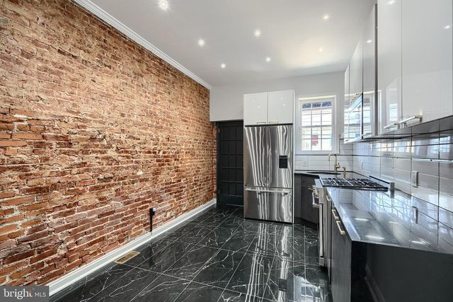 3318 E BALTIMORE ST, Baltimore, MD 21224