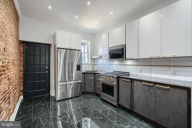 3318 E BALTIMORE ST, Baltimore, MD 21224