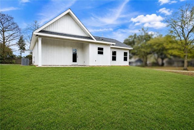 6776 Barneswood Court, Theodore, AL 36582