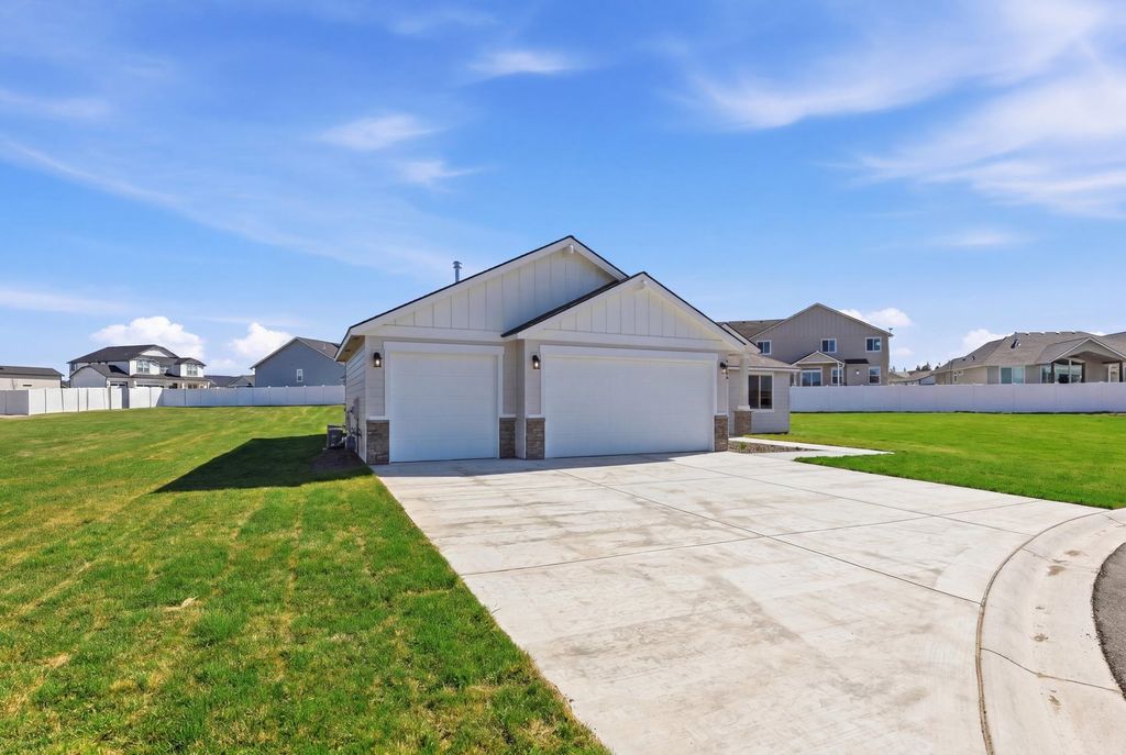 1226 N Park Ct, Deer Park, WA 99006 photo 4