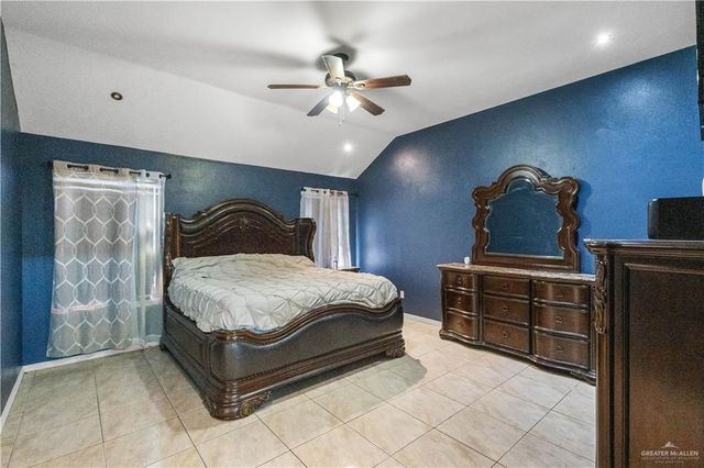 524 S Mile 2 W, Mercedes, TX 78570