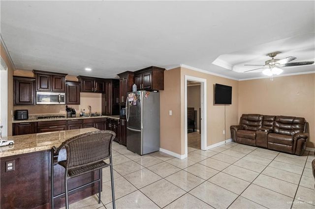 524 S Mile 2 W, Mercedes, TX 78570