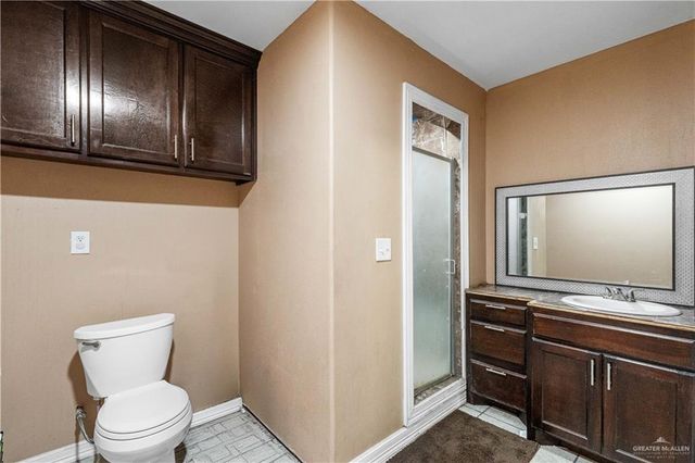 524 S Mile 2 W, Mercedes, TX 78570