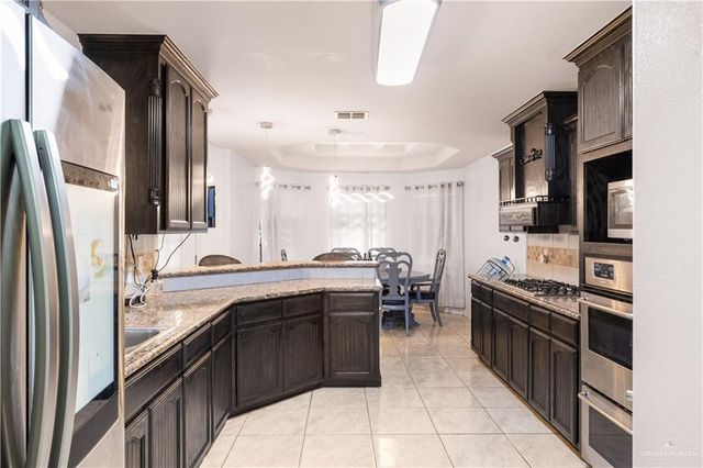 524 S Mile 2 W, Mercedes, TX 78570