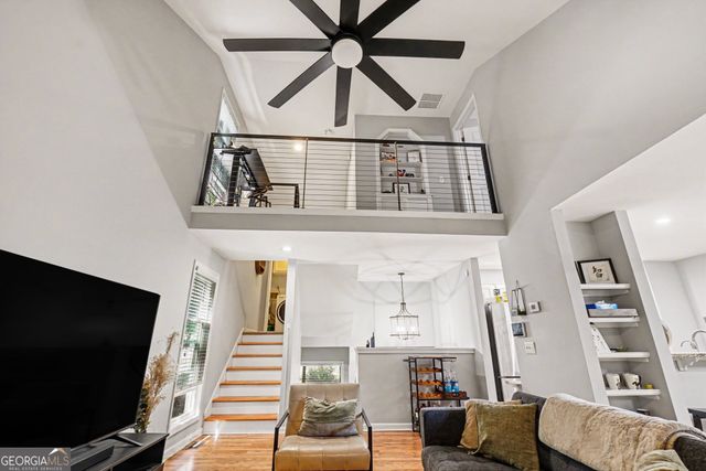 1016 Creatwood Circle, Smyrna, GA 30080