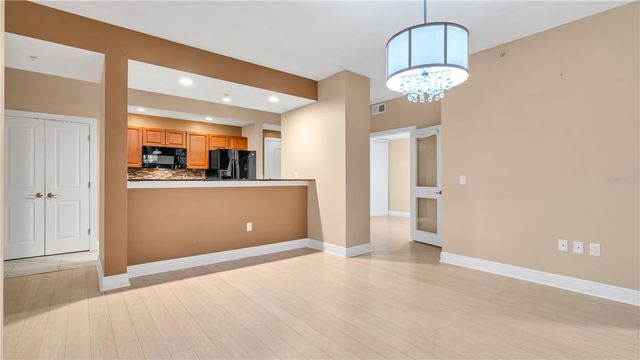 628 CLEVELAND STREET 1204, Clearwater, FL 33755