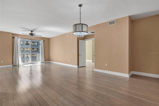 628 CLEVELAND STREET 1204, Clearwater, FL 33755