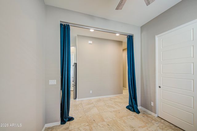 10334 E NICHOLS Avenue, Mesa, AZ 85209