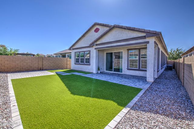 10334 E NICHOLS Avenue, Mesa, AZ 85209