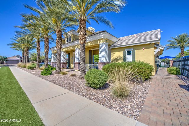 10334 E NICHOLS Avenue, Mesa, AZ 85209