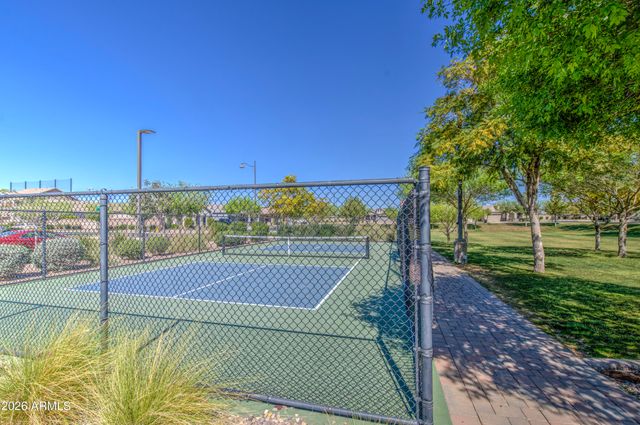 10334 E NICHOLS Avenue, Mesa, AZ 85209