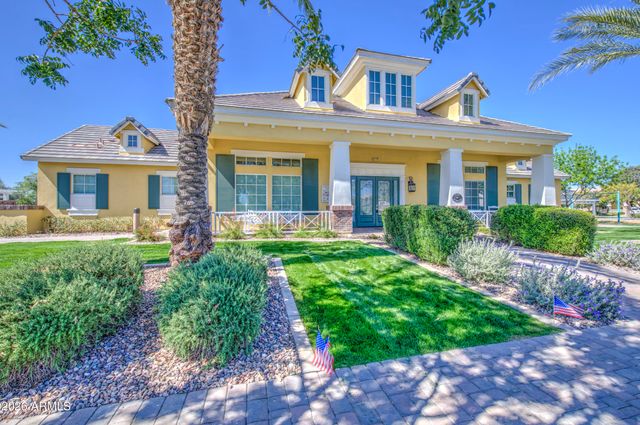 10334 E NICHOLS Avenue, Mesa, AZ 85209