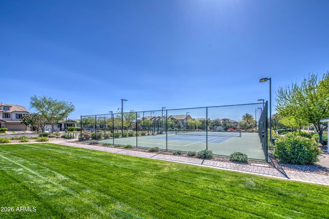 10334 E NICHOLS Avenue, Mesa, AZ 85209