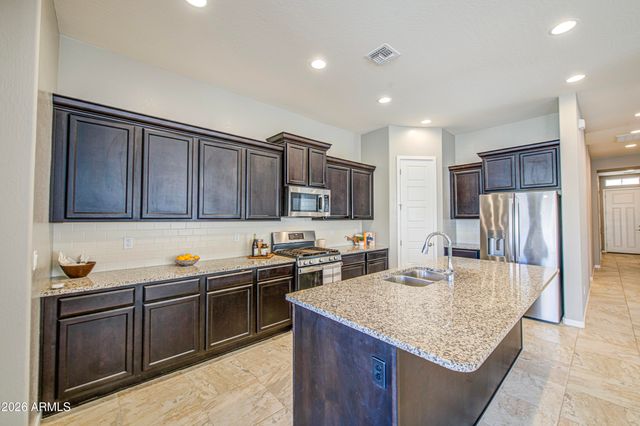 10334 E NICHOLS Avenue, Mesa, AZ 85209