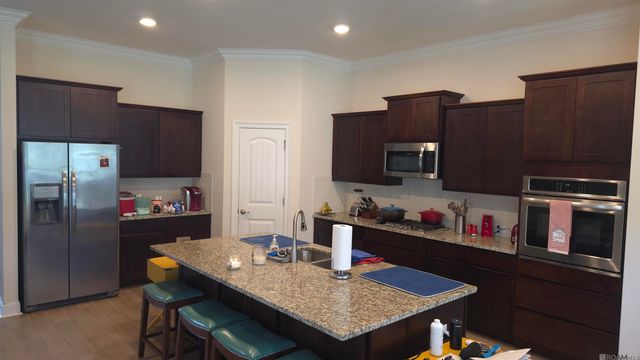 34228 Osprey Dr, Denham Springs, LA 70706