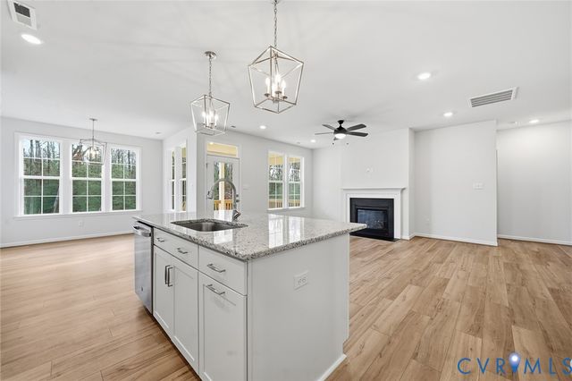 7237 Sommervale Dr, Moseley, VA 23120