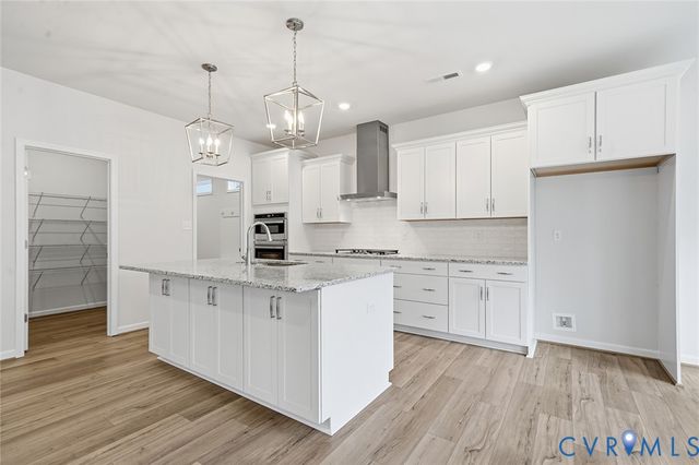 7237 Sommervale Dr, Moseley, VA 23120